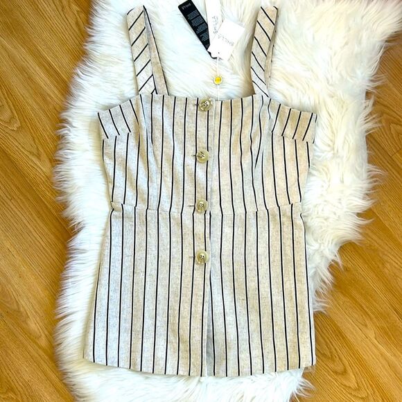 Shilla Tops - NWT Shilla Top Linen Contemporary Stripe Front Botton 90’s Size Medium